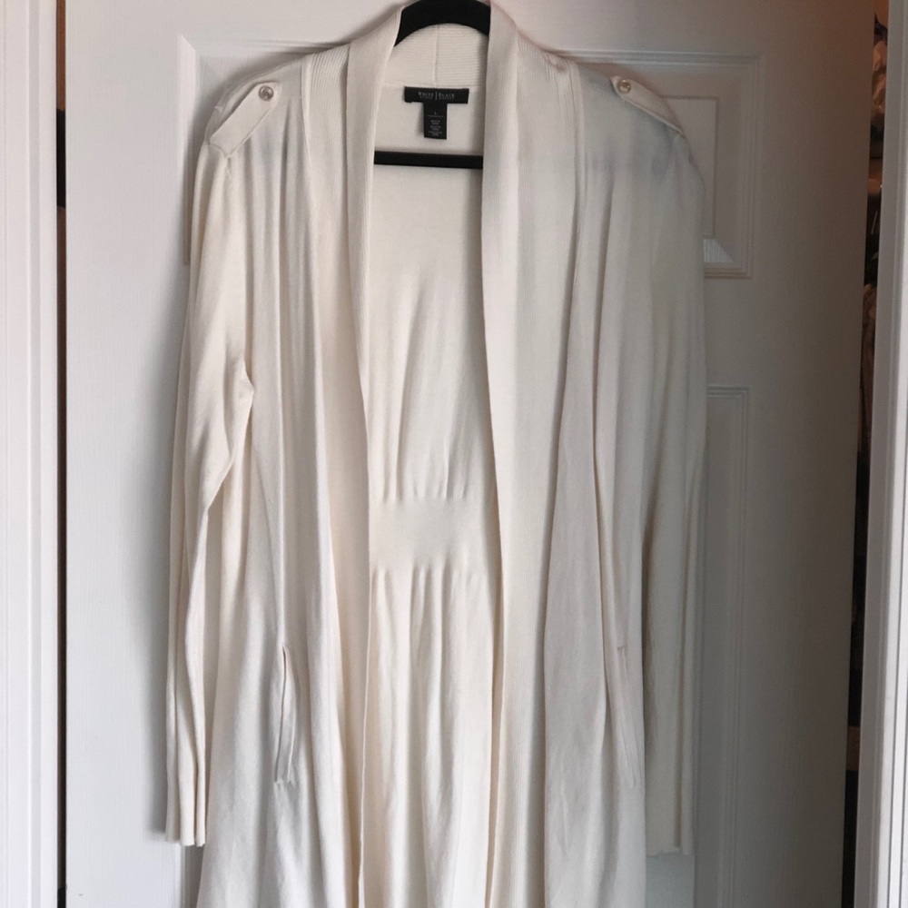 Ivory long sweater with pockets